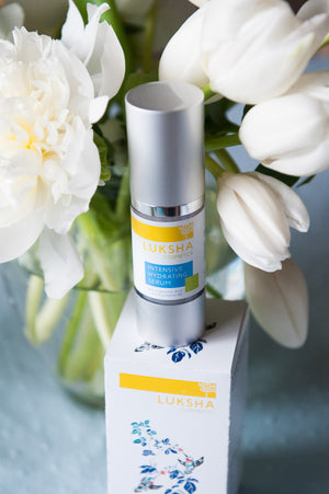 Intensive Hydrating Serum with Edelweiss, Hyaluronic Acid and Provitamin B5.